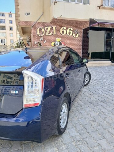 Toyota Prius-17
