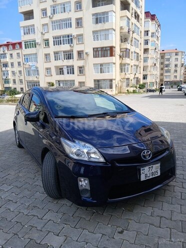 Toyota Prius-13
