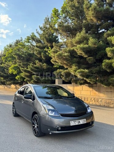 Toyota Prius-6