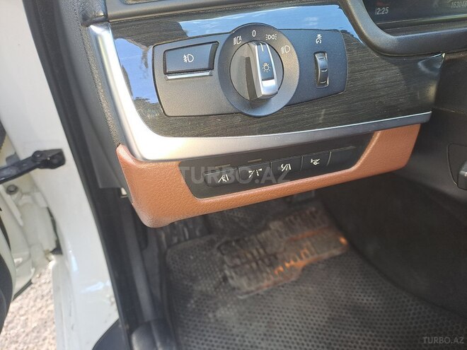 BMW 528-10