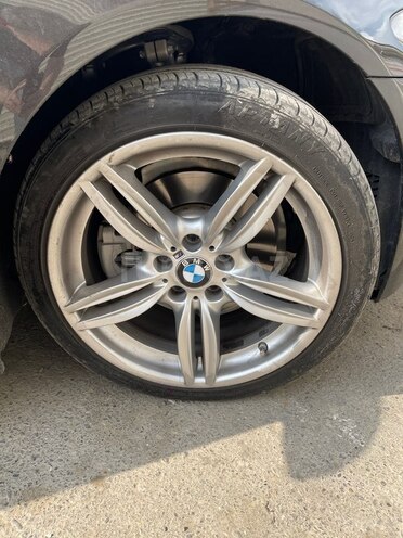 BMW 520-11