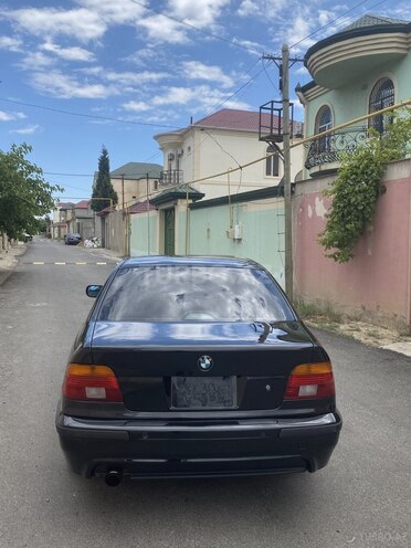 BMW 525-6