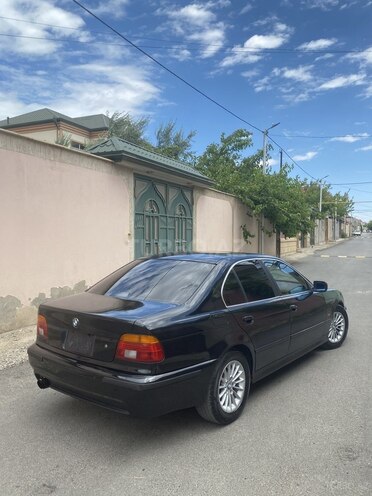 BMW 525-4