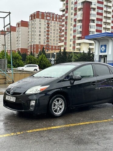 Toyota Prius-14