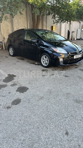 Toyota Prius-13