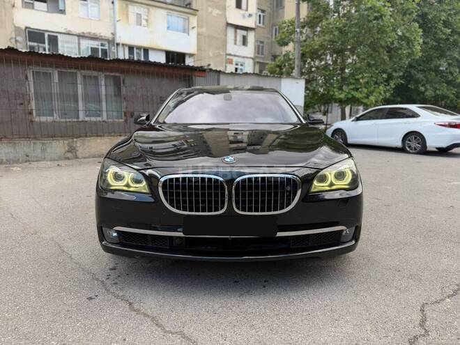 BMW 750-2