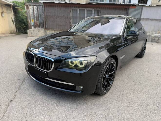 BMW 750-1