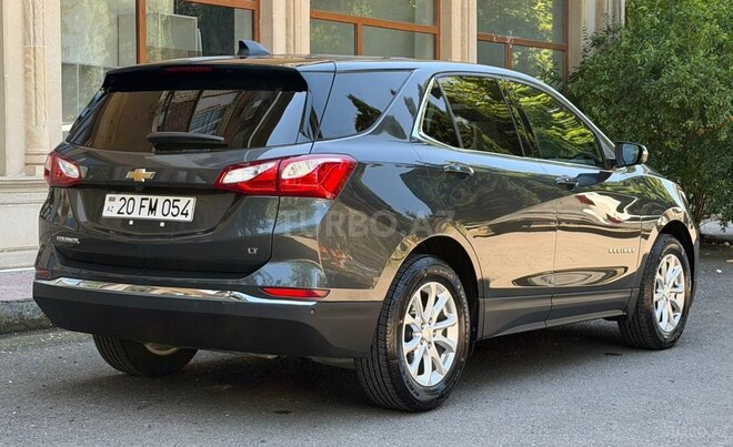 Chevrolet Equinox-4