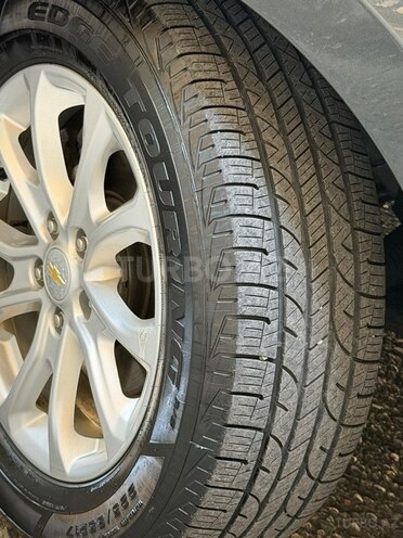Chevrolet Equinox-12