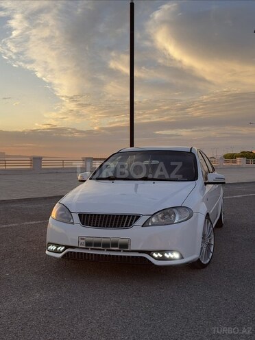Daewoo Gentra-4
