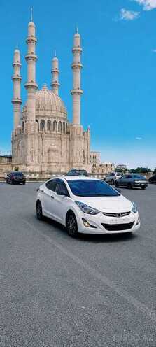 Hyundai Elantra-4