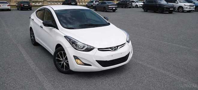 Hyundai Elantra-5