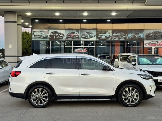 Kia Sorento-9