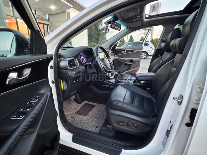 Kia Sorento-18