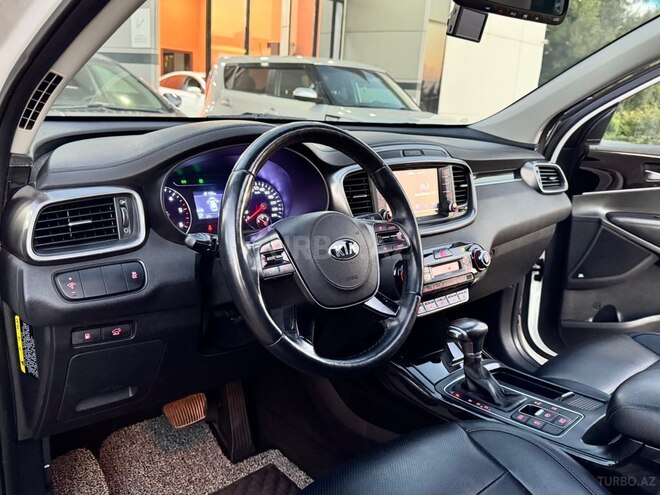 Kia Sorento-20