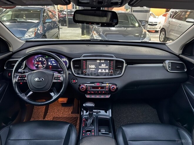 Kia Sorento-25
