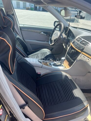 Mercedes E 240-10