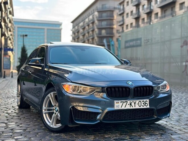 BMW 330-4