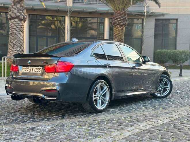 BMW 330-10