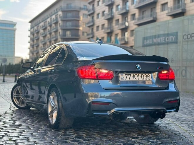 BMW 330-13