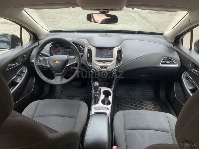 Chevrolet Cruze-5