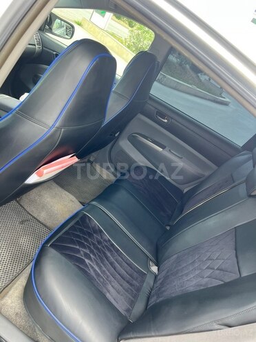 Toyota Prius-8