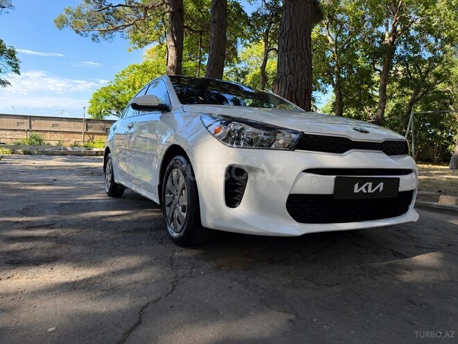 Kia Rio-3
