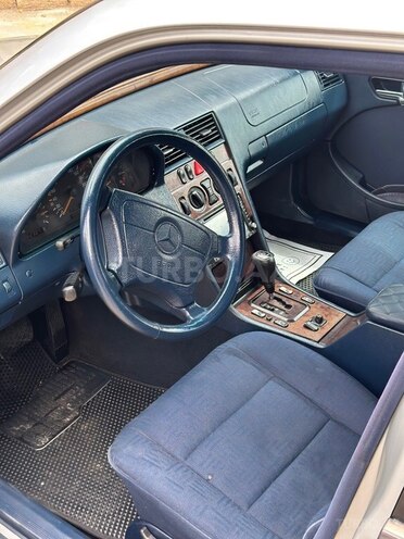 Mercedes C 200-12