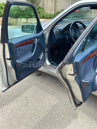 Mercedes C 200-10