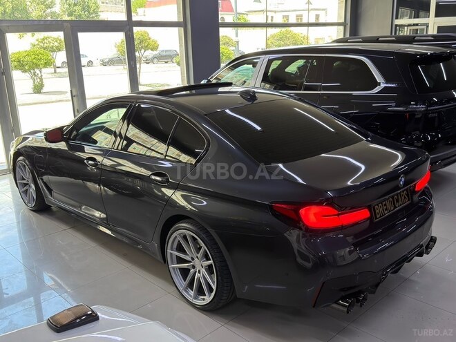 BMW 530e-23