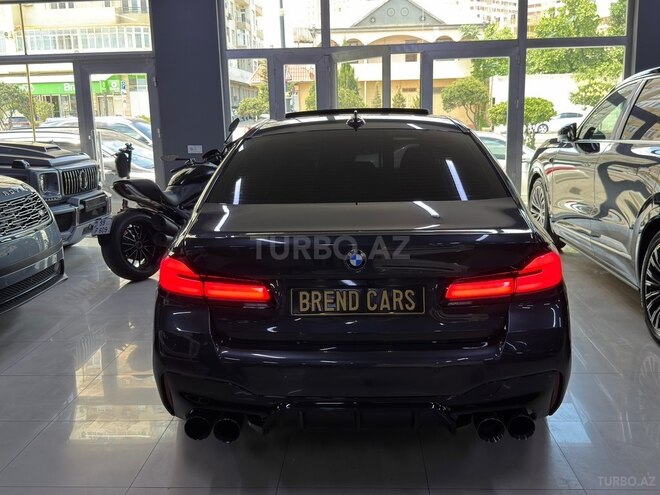 BMW 530e-21