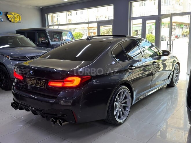BMW 530e-25