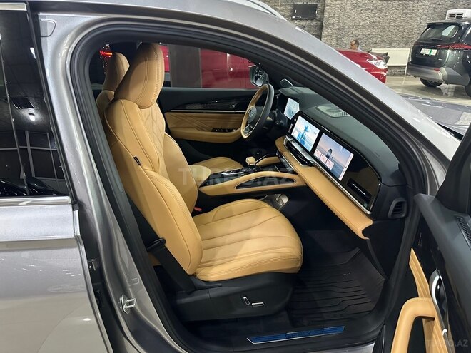 Geely Monjaro-14