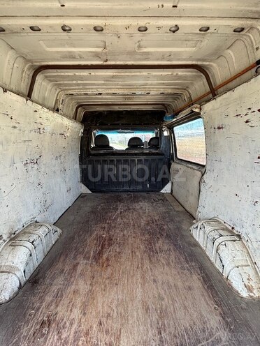 Ford Transit-7