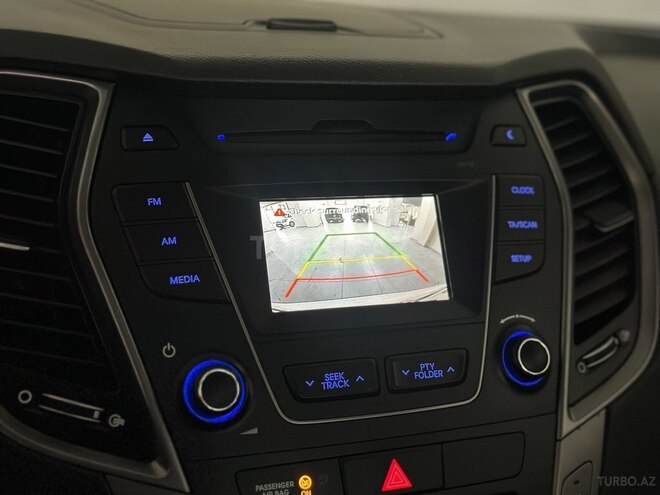Hyundai Santa Fe-22