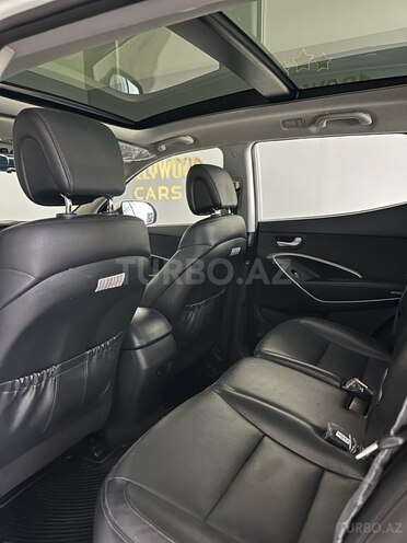 Hyundai Santa Fe-20