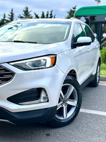 Ford Edge-12