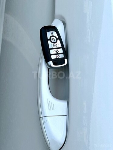 Ford Edge-6