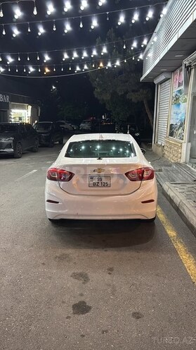 Chevrolet Cruze-2