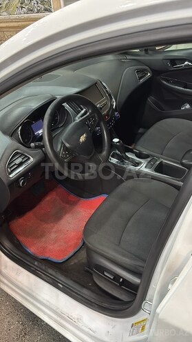 Chevrolet Cruze-5