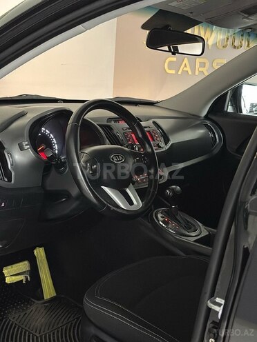 Kia Sportage-21