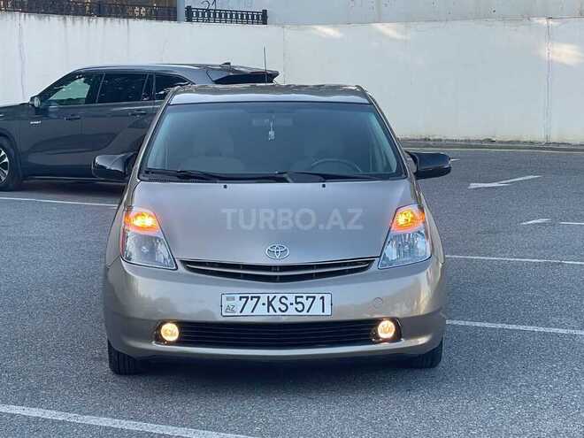 Toyota Prius-2