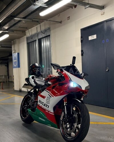 Ducati 848 EVO Corse-1