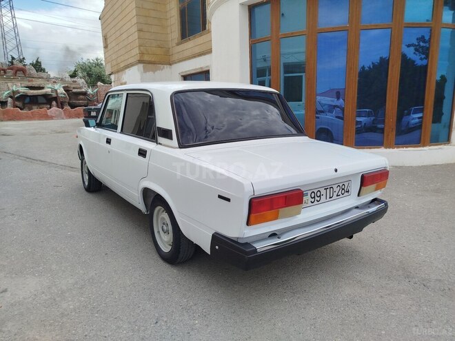 LADA (VAZ) 2107-4