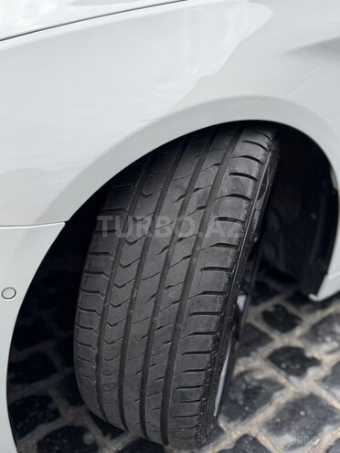 BMW 530-12