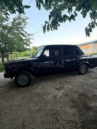 LADA (VAZ) 2107-2