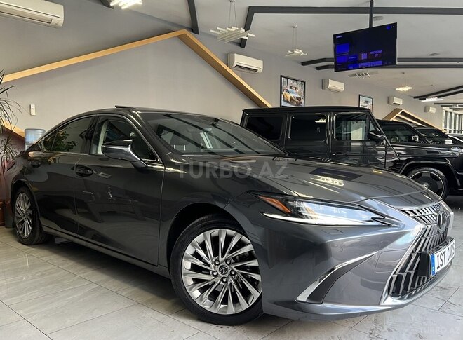 Lexus ES 300h-4