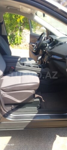 Ford Escape-9