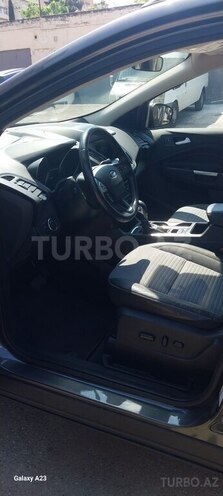 Ford Escape-14