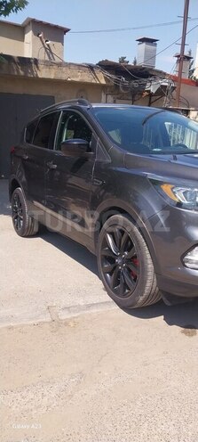 Ford Escape-17